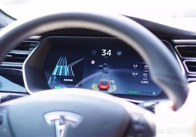 车辆开启定速巡航后被锁死在120无法刹车，一小时后才刹车成功，其后能否继续行驶？