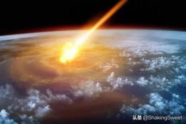 澳大利亚夜空现不明火球是怎么回事？