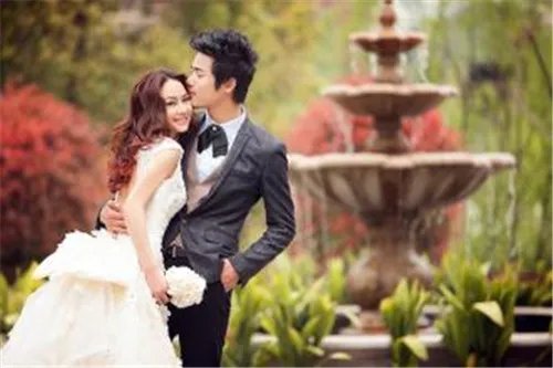 拍婚纱照男士发型怎么设计 2017男士婚纱照发型推荐