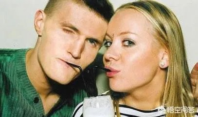 基里连科的歌星老婆允许他每年出轨一次，这是怎么一回事呢，你怎么看？