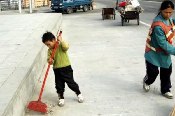 你赞同生而不养需要受到惩戒这样的做法吗?