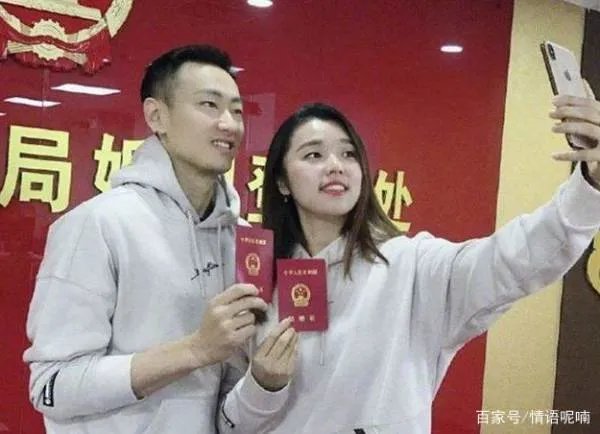 被闺蜜搭档夺走男友的羽毛球奥运冠军赵芸蕾现在感情生活如何