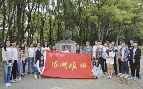 父亲因公殉职，儿子考入父亲母校！你知道关于其父亲的故事吗？