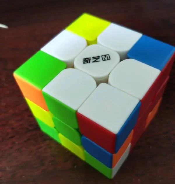 六面魔方怎么玩法