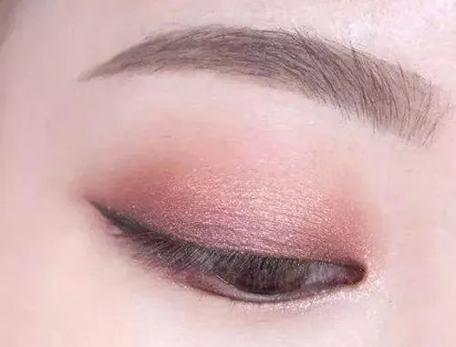 单眼皮怎么画眼影 单眼皮画眼影的方法分享