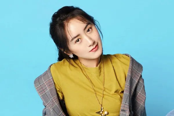 成毅袁冰妍避嫌好明显,他们为何要避嫌?