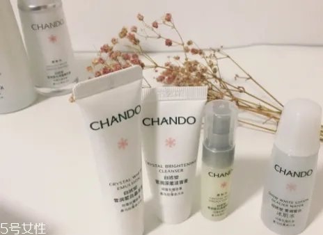 自然堂雪润皙白系列适合什么年龄