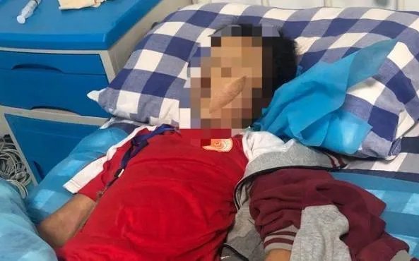 四川10岁女孩被体罚后昏迷去世，老师会负全部责任吗？