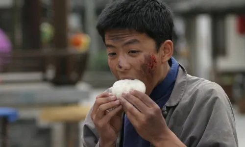 张植绿是由于性格沉稳不张扬导致火不起来的吗?