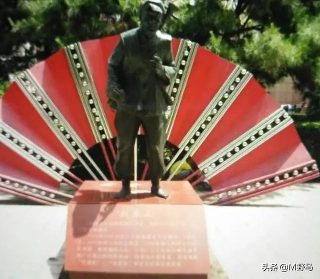 如何评价赵本山的作品？