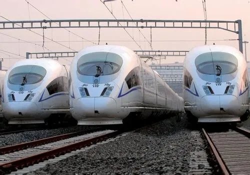 外媒惊叹中国高铁技术发达   惊人的速度让人心服口服