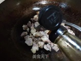 牛腩炖萝卜