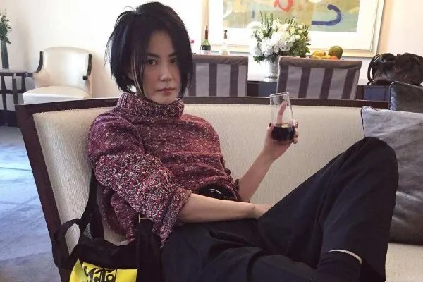 李亚鹏为王菲放弃很多，为什么最终她还是选择谢霆锋？