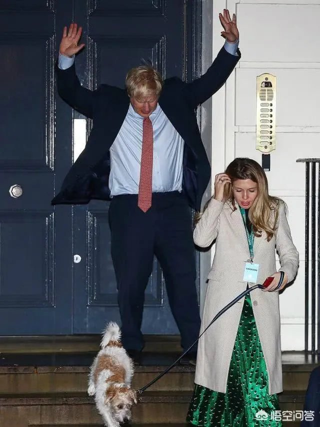 为什么约翰逊刚刚成功当选英国首相，英国人却强烈要求他下台？