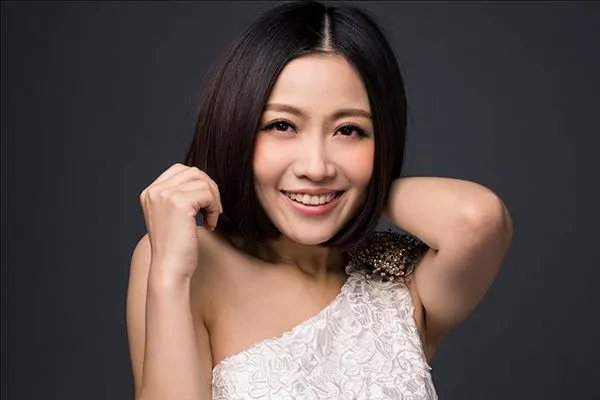 姚贝娜雕像揭牌 小行星上有一颗为其命名