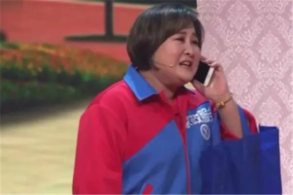 贾玲高情商回应催婚，她是如何回应的？