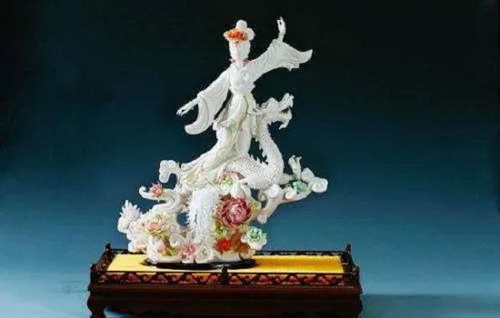 云南有哪些工艺品 云南工艺品