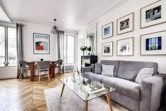 客厅要不要放茶几，怎么放好看？