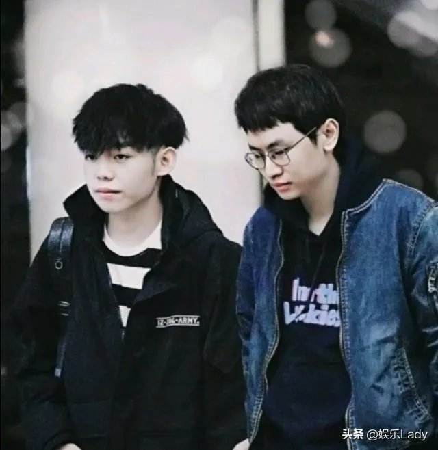 可以分享德云社私服照片吗？