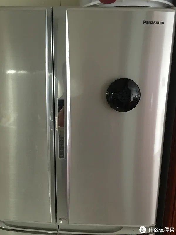 mars by crazybaby 磁悬浮蓝牙音箱