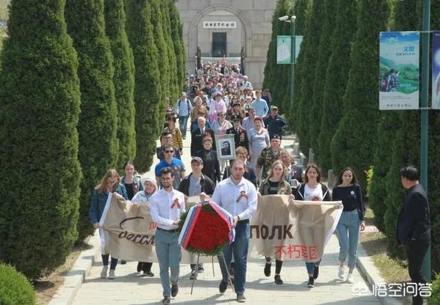 70-200镜头究竟是F2.8实用还是F4实用？