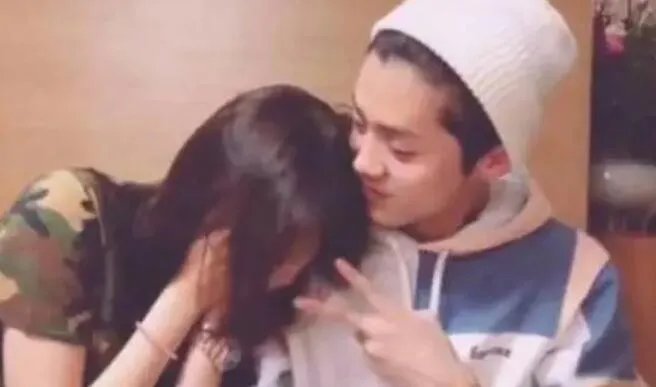 鹿晗关晓彤分手是怎么回事