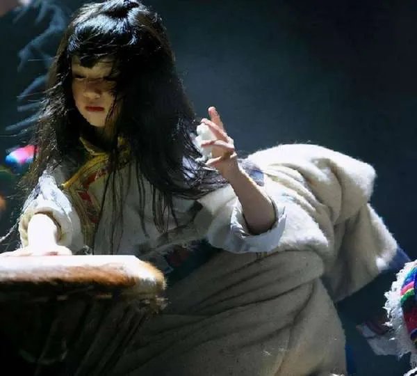 被杨丽萍放弃的小彩旗,21岁的她胖成了这样子!你还认得出她吗?