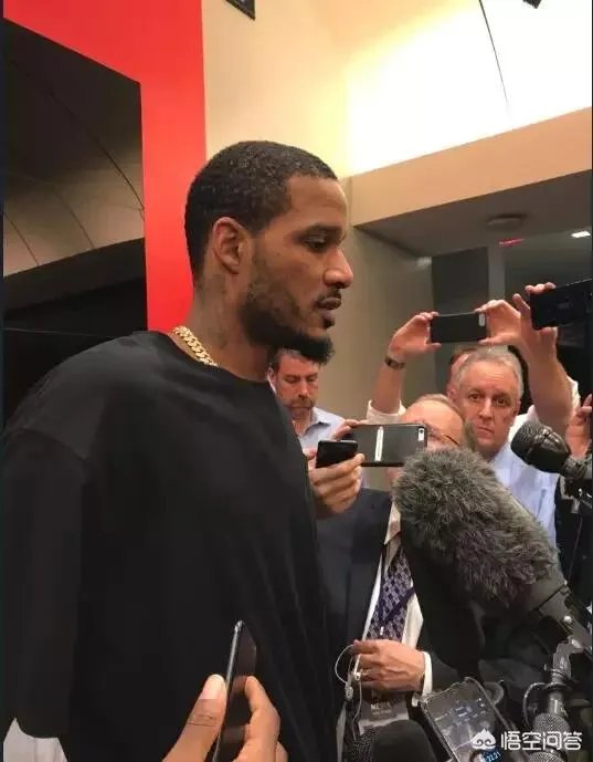 美记分析阿里扎可能会离开太阳，并且最有可能去的球队是火箭，对此你怎么看？