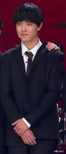 如何评价《燃烧吧少年》里的肖战?