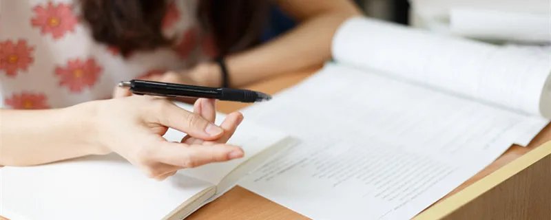 水性笔和中性笔有什么区别 水性笔和中性笔的区别