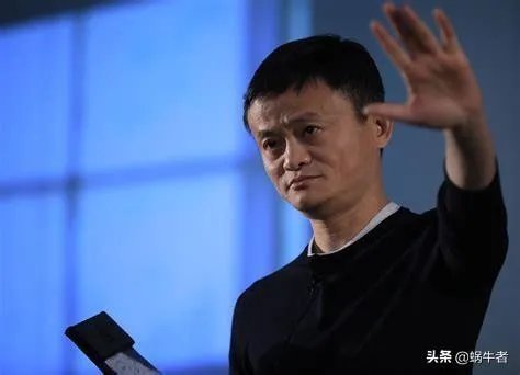 年薪10万和出去创业，你会选择哪个，为什么？