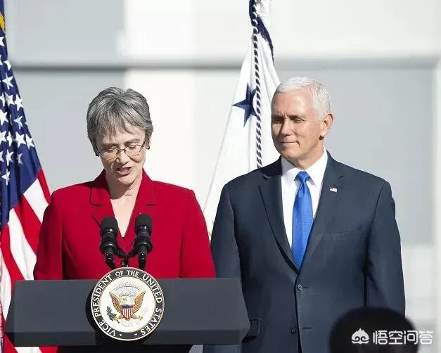 美空军高官辞职，特朗普该如何接招？