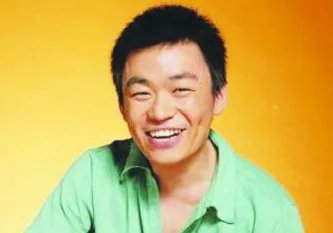 16岁获电影皇帝称号的王宝强，跌跌撞撞到今天靠运气吗？