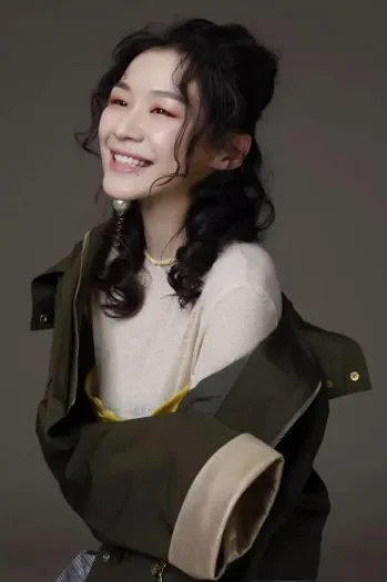 宝藏女孩金靖，到底有多搞笑？