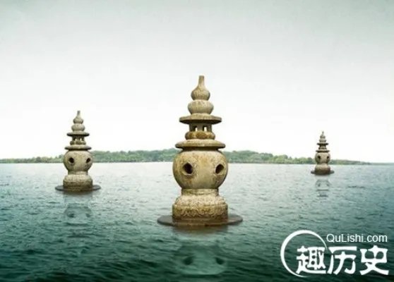 三潭印月的来历 三潭印月的传说