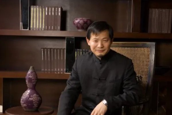 宣称不跑路不失联的戴志康自首了，“捞财宝”的 钱挪用后去哪儿了还能退回吗？