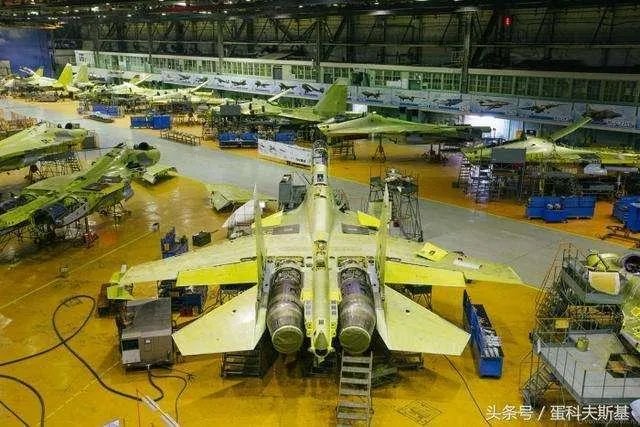 解放军首次曝光超强制空战斗机，这款战机到底有何特别之处？