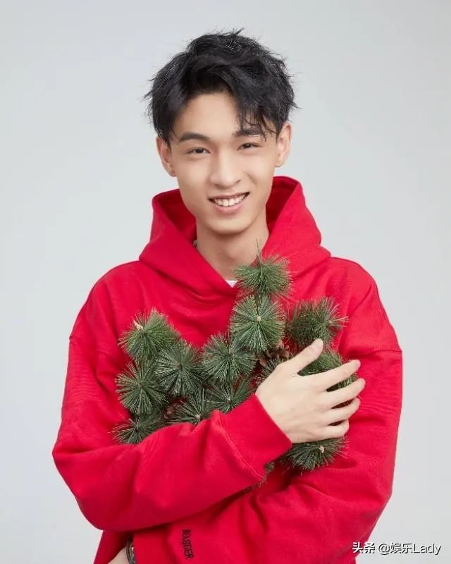 可以分享德云社私服照片吗？