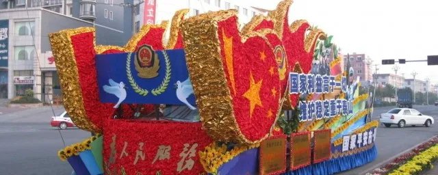 七十周年国庆有多少彩车 是什么时间出来与公众见面