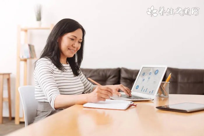 空姐外航面试自我介绍和英语面试常见问题