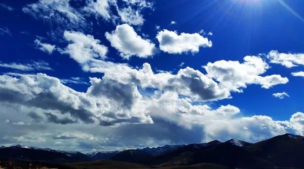 成都到木格措-新都桥-海螺沟三天怎么安排路线？具体怎么坐车/车费/时间？