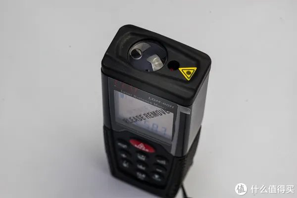 激光测距仪怎么用