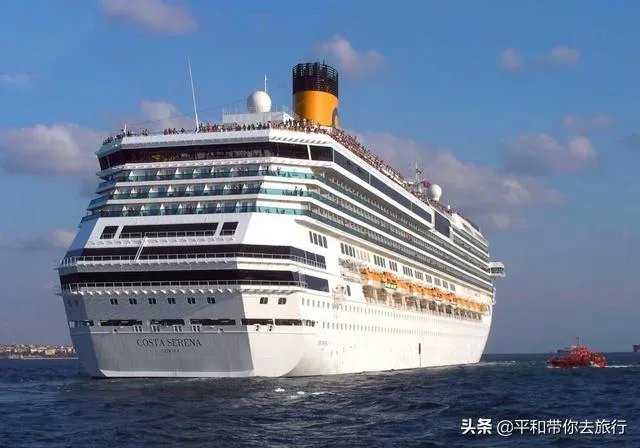 怎样去坐游轮旅游，本人在重庆想到国外游？