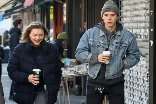 贝克汉姆小儿子与女友分手，他们分手的原因是什么？