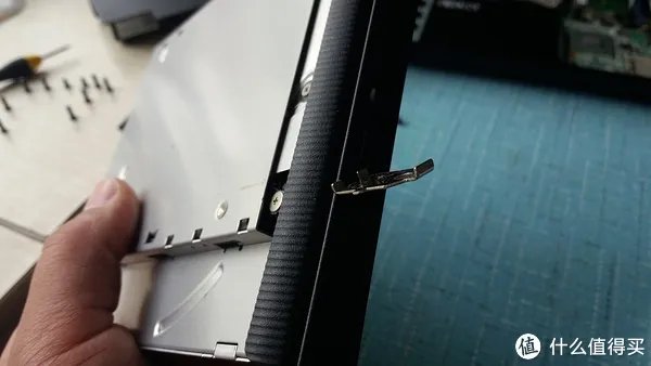 固态攻坚战：DELL 戴尔 INSPIRON N4050升级固态硬盘教程