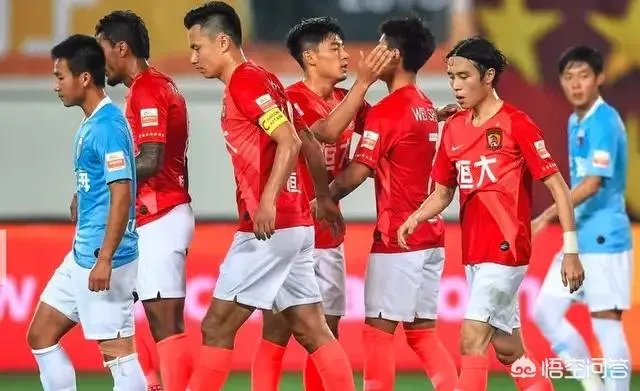 广州恒大发布亚冠宣战海报，寓意斩落“广岛三箭”，你怎么看待？