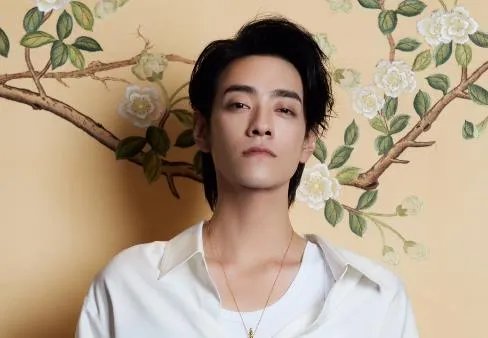 郑云龙的女朋友是谁是韩国人吗 郑云龙个人资料家境怎么样