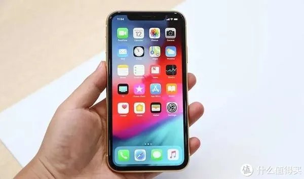 iPhone这款手机终于降价了：仅需一个月工资即可入手网友直呼真香