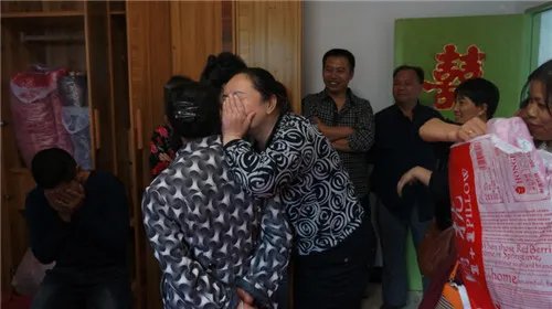 闹洞房招数有哪些 如何炒热闹洞房的气氛