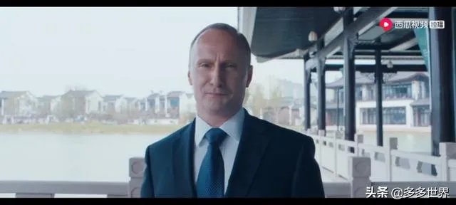 《囧妈》片尾说的彩蛋究竟是哪两个？你怎么看？